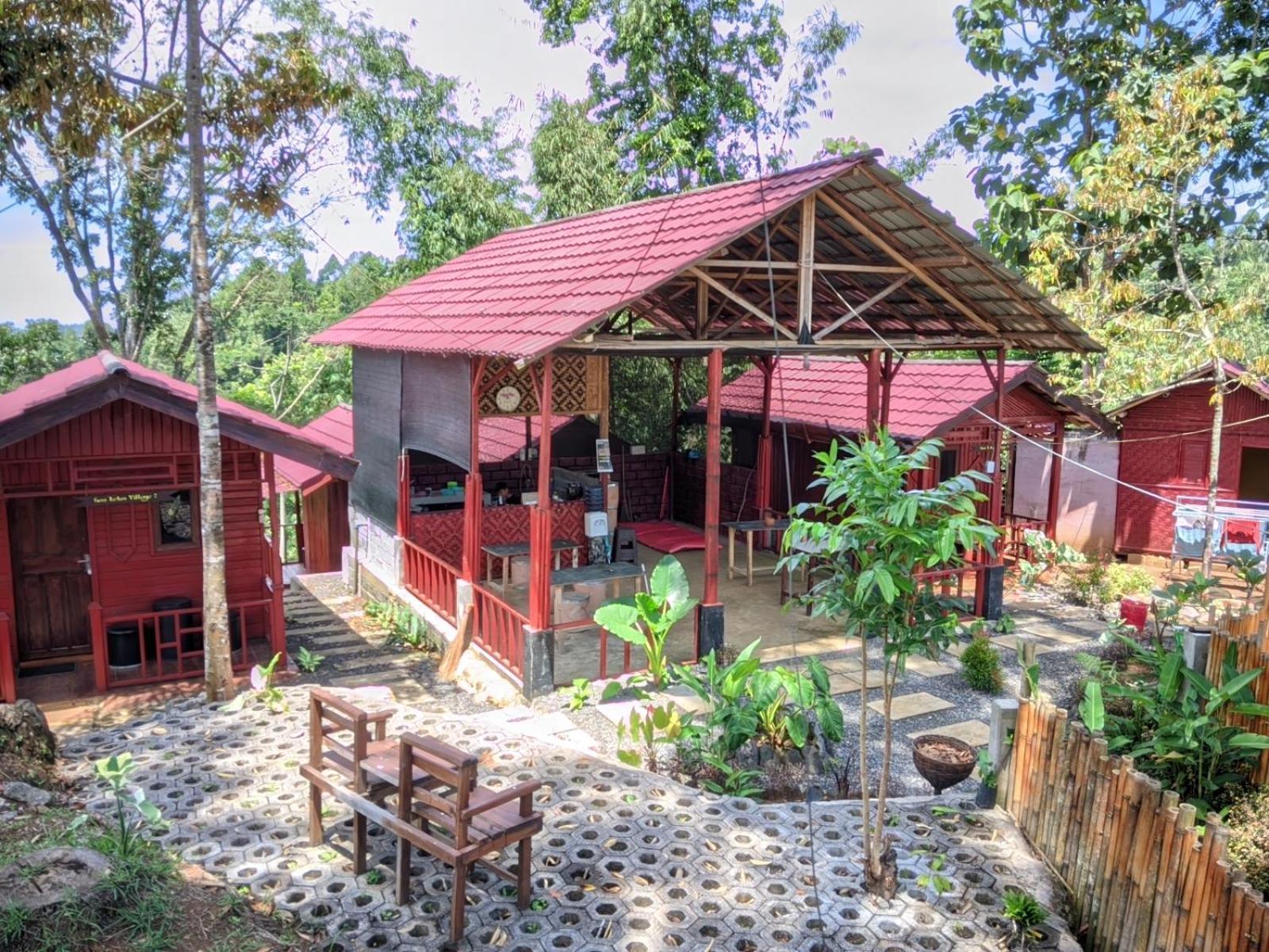Happy Monkeys Village Sidomukti ภายนอก รูปภาพ